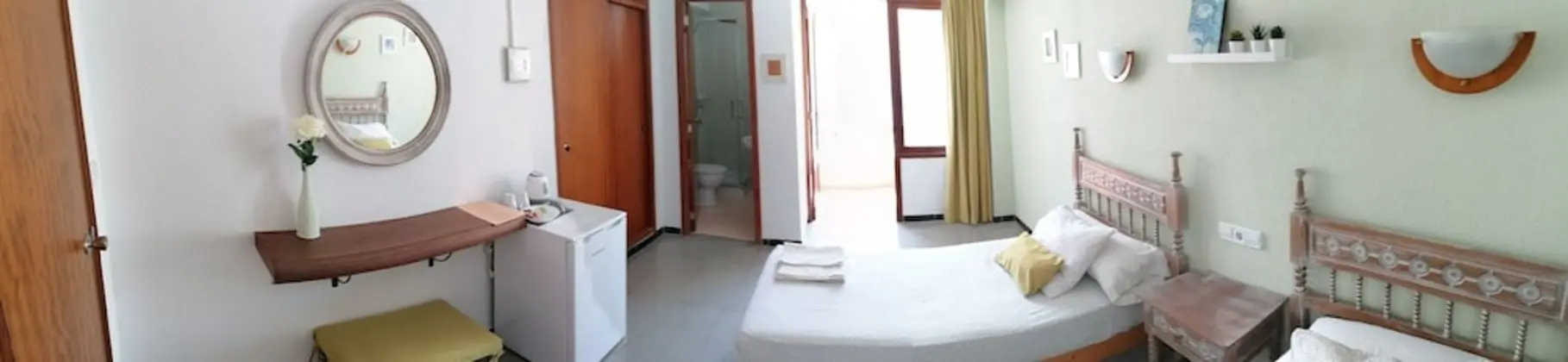 Üç Kişilik Oda