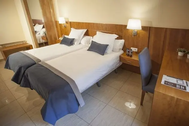 Standard Tek Büyük Yataklı Oda