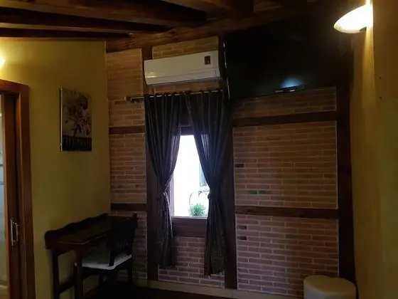 Tek Büyük Yataklı Oda, Balkon