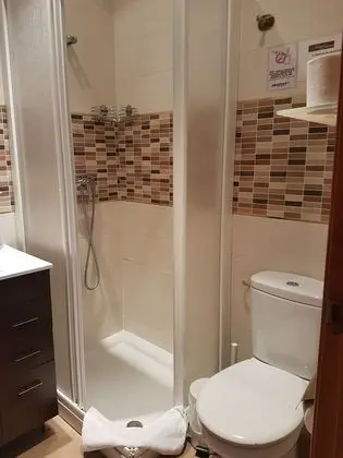 Tek Büyük Yataklı Oda, Balkon