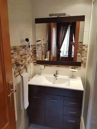 Tek Büyük Yataklı Oda, Balkon