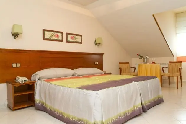1 Çift Kişilik Veya 2 Tek Kişilik Yatak Standard