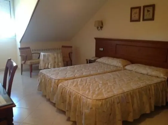 Tek Büyük veya İki Ayrı Yataklı Oda