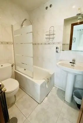 Basic İki Ayrı Yataklı Oda