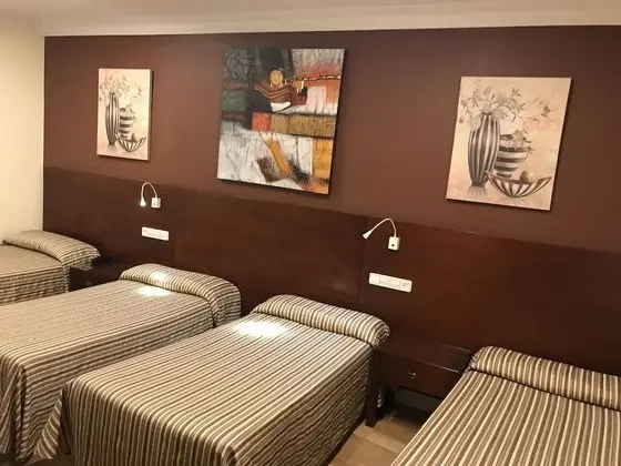 Dört Kişilik Oda