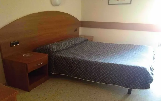 Tek Büyük Yataklı Oda, Balkon