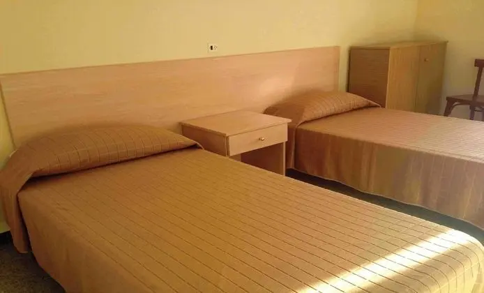 Tek Büyük Yataklı Oda, Balkon