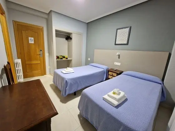 İki Ayrı Yataklı Oda, Banyolu/Duşlu