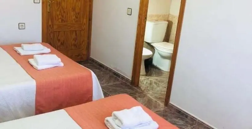 Tek Büyük Yataklı Oda