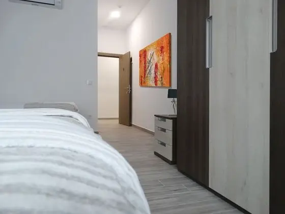 Basic Üç Kişilik Oda