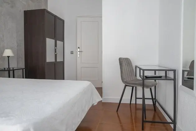 Tek Büyük Yataklı Oda