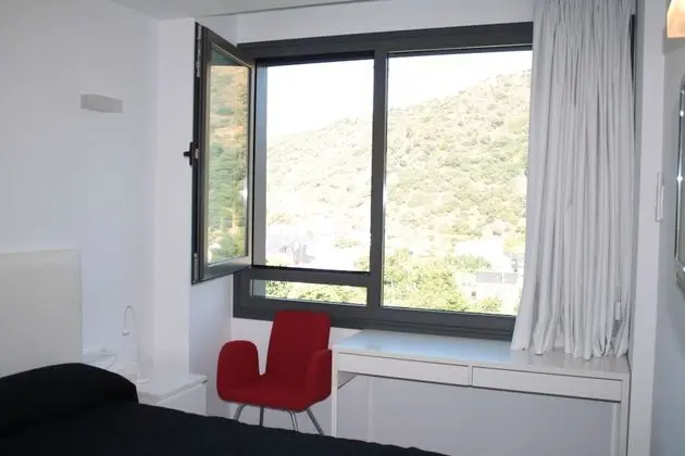 Economy Tek Büyük Yataklı Oda