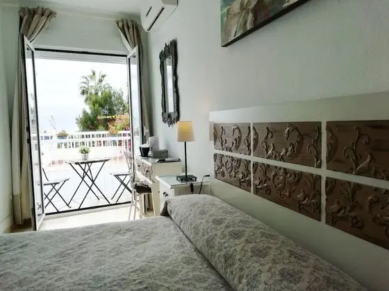 Tek Büyük Yataklı Oda, Deniz Manzaralı