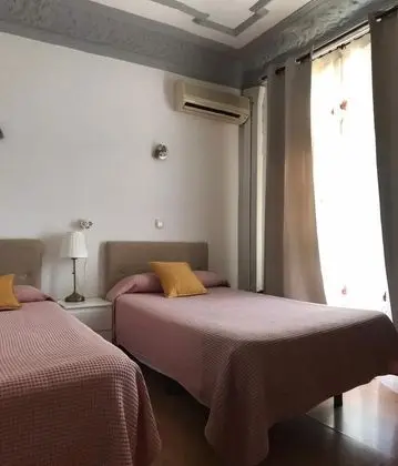 İki Ayrı Yataklı Oda, 2 Tek Kişilik Yatak