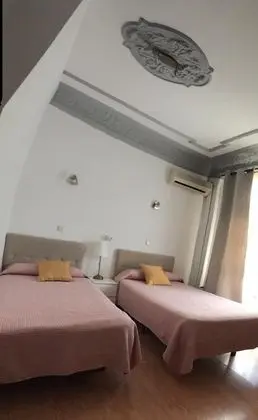 İki Ayrı Yataklı Oda, 2 Tek Kişilik Yatak