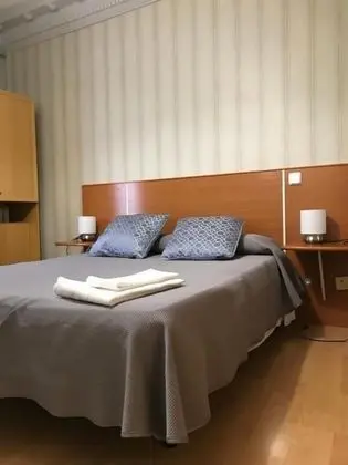 Tek Büyük Yataklı Oda, 1 Çift Kişilik Yatak