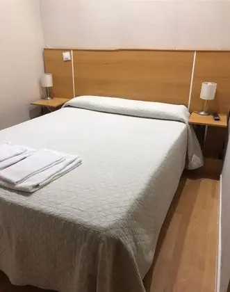 Tek Büyük Yataklı Oda, 1 Çift Kişilik Yatak