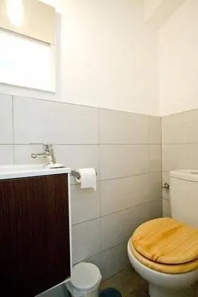 Tek Büyük Yataklı Oda, 1 Çift Kişilik Yatak