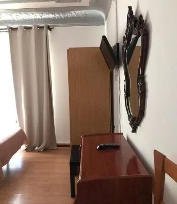 Üç Kişilik Oda