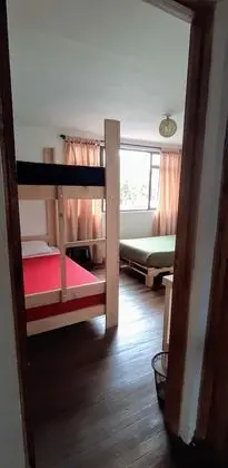 Standard Dört Kişilik Oda, Ortak Banyo