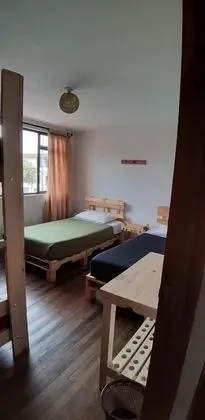 Standard Dört Kişilik Oda, Ortak Banyo