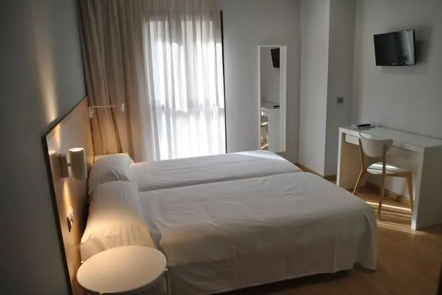 Basic İki Ayrı Yataklı Oda