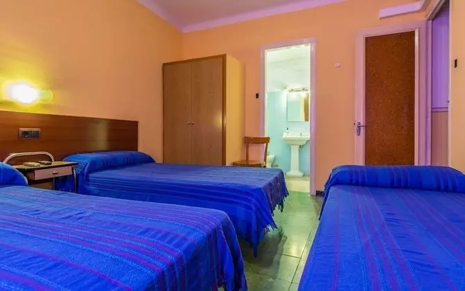 Üç Kişilik Oda, Özel Banyo