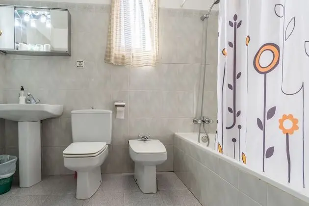 Üç Kişilik Oda, Özel Banyo