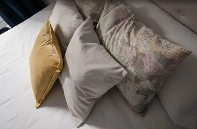 Tek Büyük Yataklı Oda