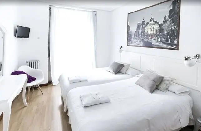 Tek Büyük Yataklı Oda