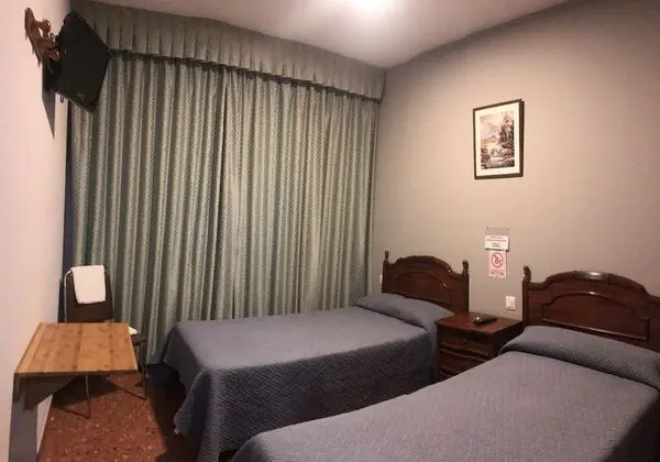 Tek Kişilik Oda, 1 Tek Kişilik Yatak, Sigara İçilmez