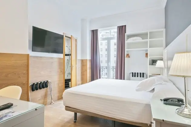 Superior Tek Büyük Yataklı Oda, Şehir Manzaralı
