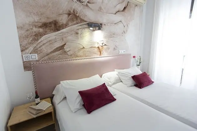 Tek Büyük Yataklı Oda