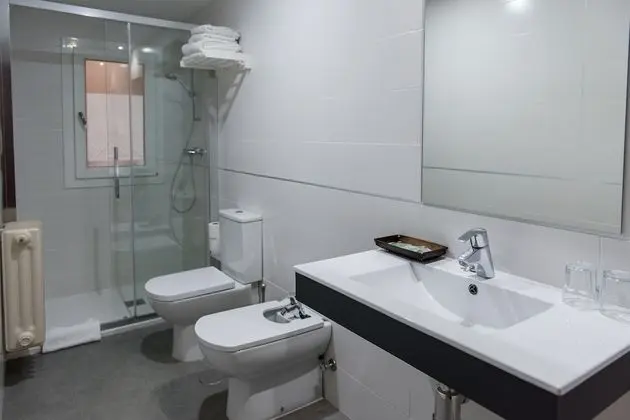 City Tek Büyük veya İki Ayrı Yataklı Oda