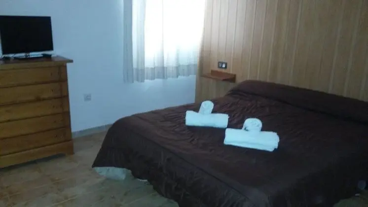 Tek Büyük veya İki Ayrı Yataklı Oda