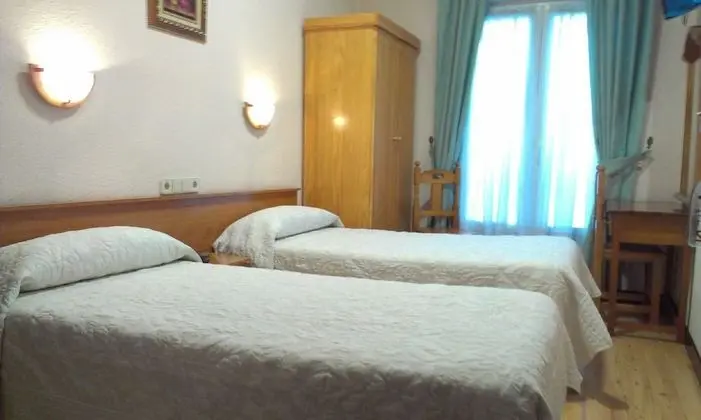 Standard Tek Büyük Yataklı Oda, 2 Tek Kişilik Yatak