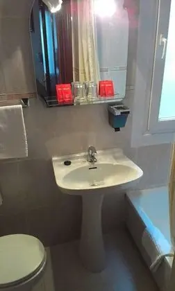 Standard Tek Büyük Yataklı Oda, 2 Tek Kişilik Yatak