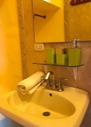 Tek Büyük Yataklı Oda, Özel Banyo