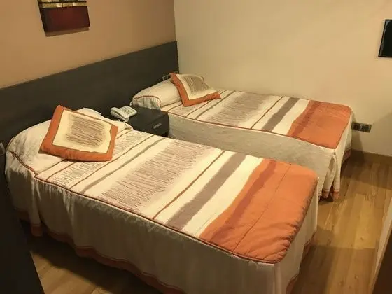 Basic İki Ayrı Yataklı Oda