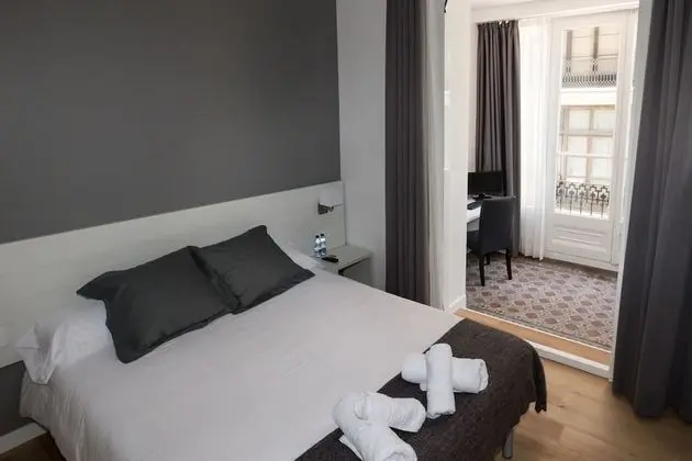 Superior Tek Büyük Yataklı Oda (Gallery)