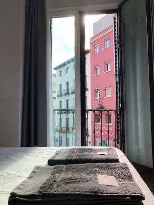 Tek Büyük Yataklı Oda, Balkon