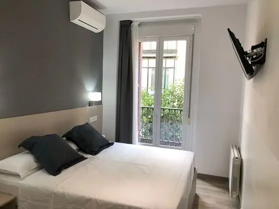 Tek Büyük Yataklı Oda, Balkon
