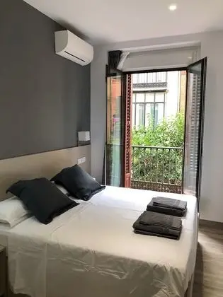 Tek Büyük Yataklı Oda, Balkon