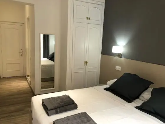 Tek Büyük Yataklı Oda, Balkon