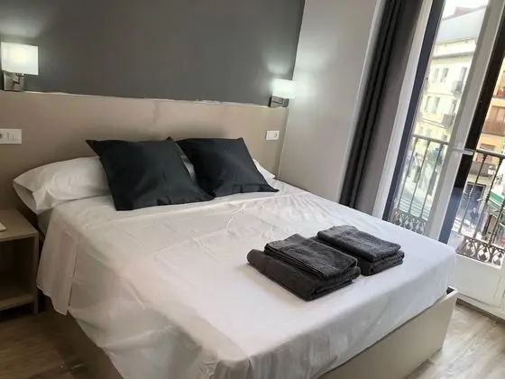 Tek Büyük Yataklı Oda, Balkon