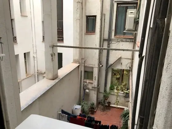 Tek Büyük Yataklı Oda, Ortak Banyo (Interior)