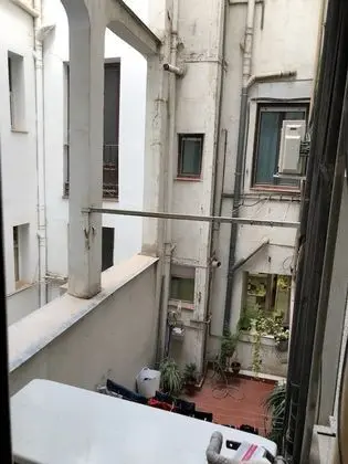 Tek Büyük Yataklı Oda, Ortak Banyo (Interior)