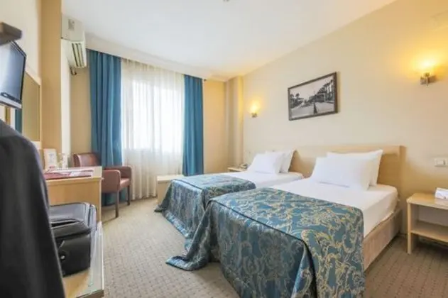 Standart Oda, Şehir Manzaralı