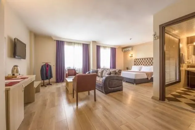 Suite, Şehir Manzaralı
