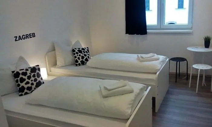 Single bed in mixed dormitory room (Zagreb)